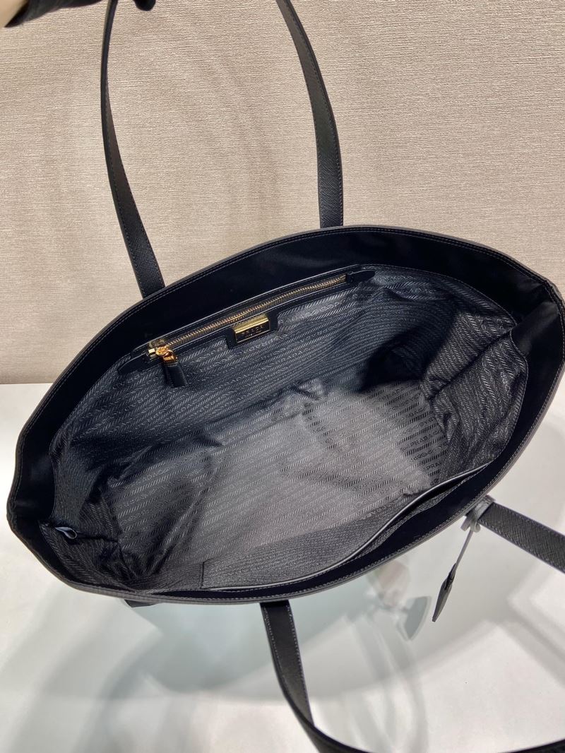 Pra*a tote bags